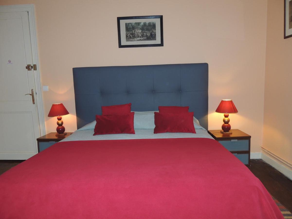 Le Jardin Des Cygnes Bed and Breakfast Pineuilh Εξωτερικό φωτογραφία