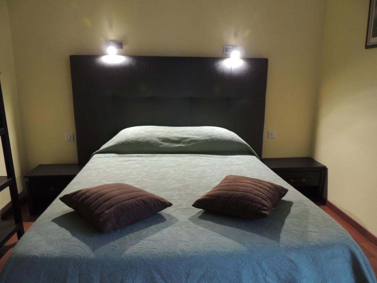 Le Jardin Des Cygnes Bed and Breakfast Pineuilh Εξωτερικό φωτογραφία
