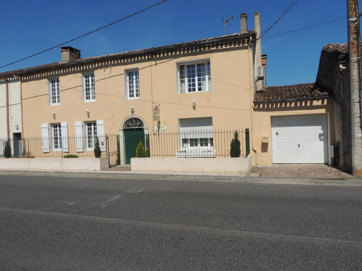 Le Jardin Des Cygnes Bed and Breakfast Pineuilh Εξωτερικό φωτογραφία